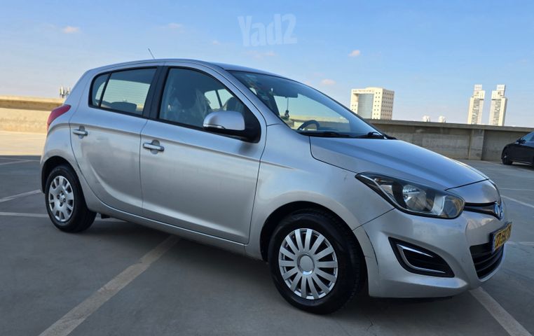מודעת רכב יונדאי i20
