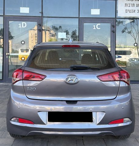 יונדאי i20