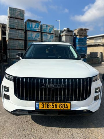 ג'אקו J7