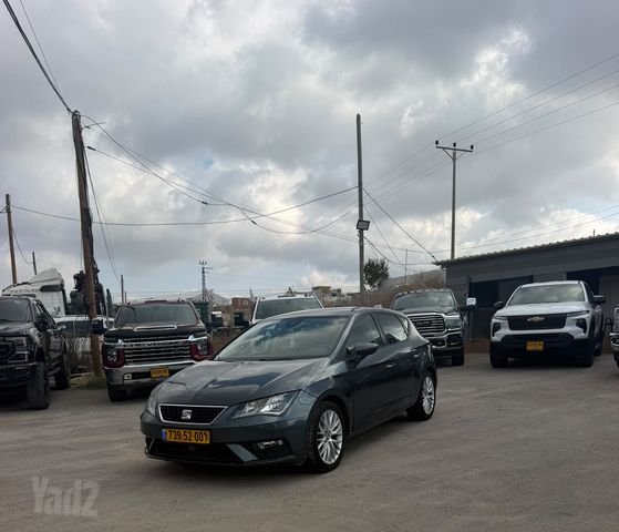 מודעת רכב סיאט לאון
