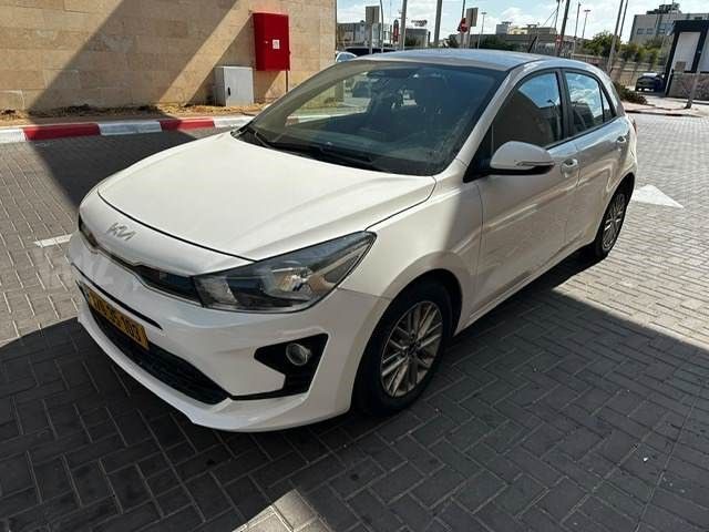 מודעת רכב קיה ריו 2