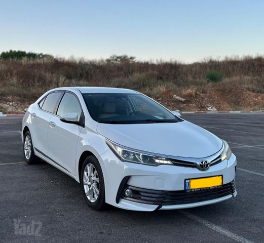 טויוטה קורולה
