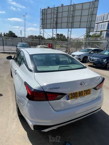 מודעת רכב ניסאן אלטימה 1