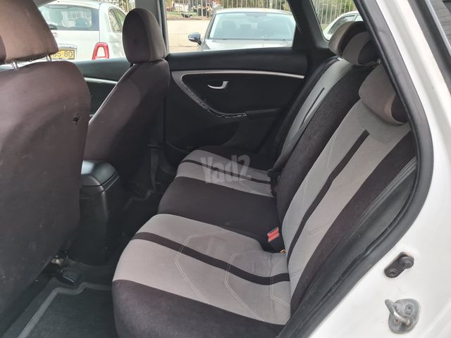 יונדאי i30