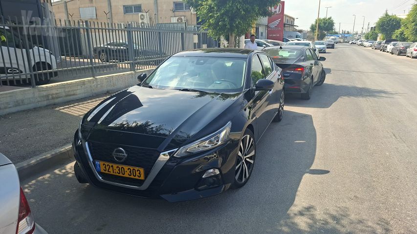 מודעת רכב ניסאן אלטימה