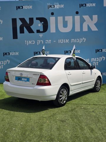 טויוטה קורולה