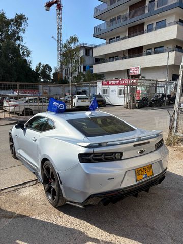 שברולט קאמארו