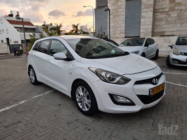 יונדאי i30