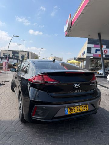יונדאי איוניק