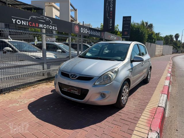 מודעת רכב יונדאי i20