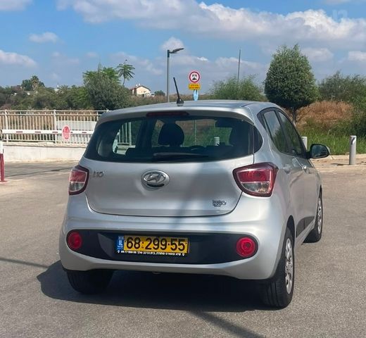 יונדאי i10