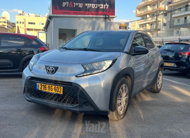מודעת רכב טויוטה אייגו X
