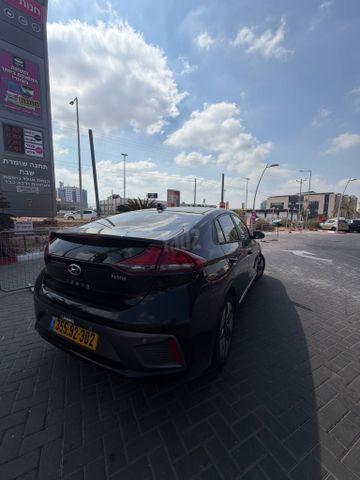 יונדאי איוניק