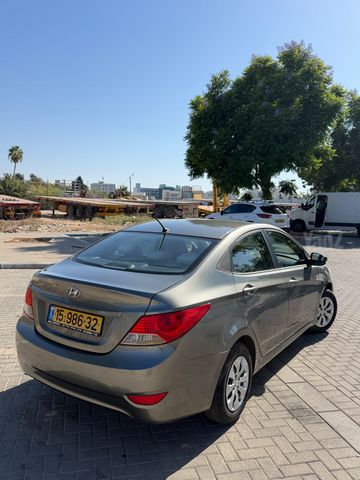 יונדאי אקסנט i25