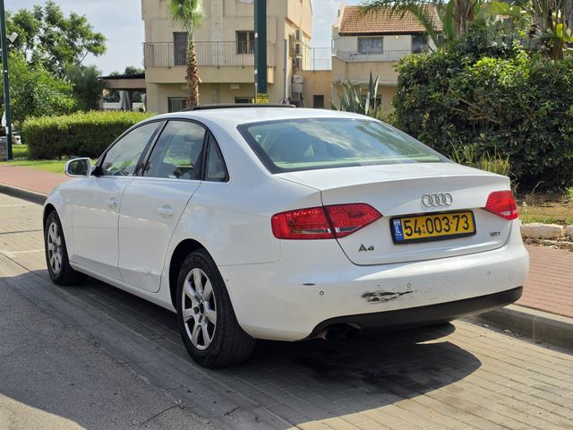 אאודי A4