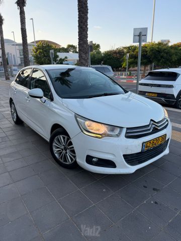 סיטרואן C4