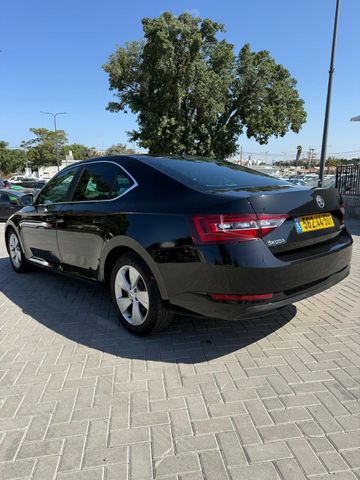 סקודה סופרב