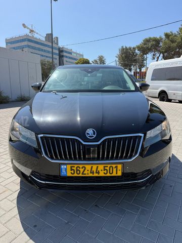 מודעת רכב סקודה סופרב