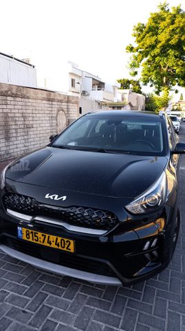 קיה נירו