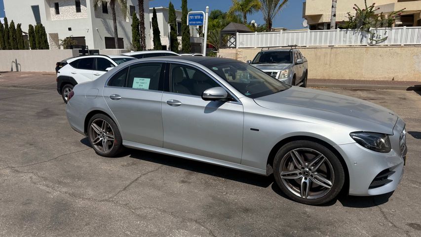 מרצדס-בנץ E-class