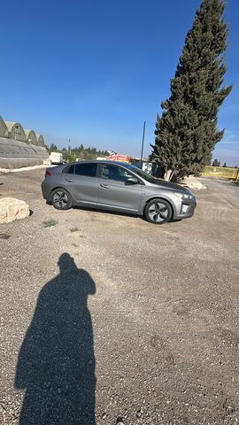 יונדאי איוניק