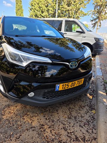 טויוטה C-HR