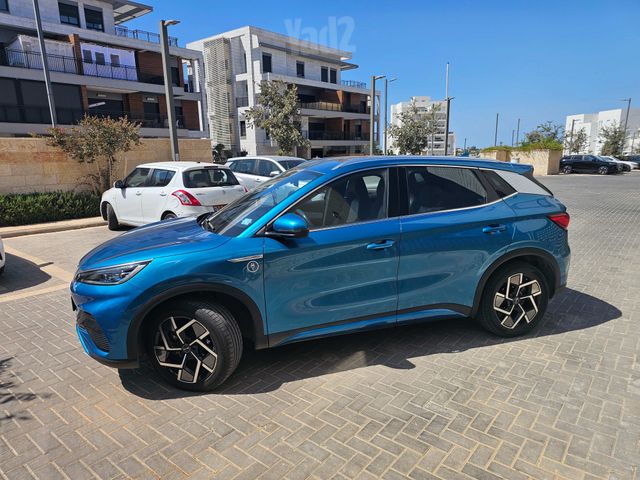 מודעת רכב בי.ווי.די אטו 3