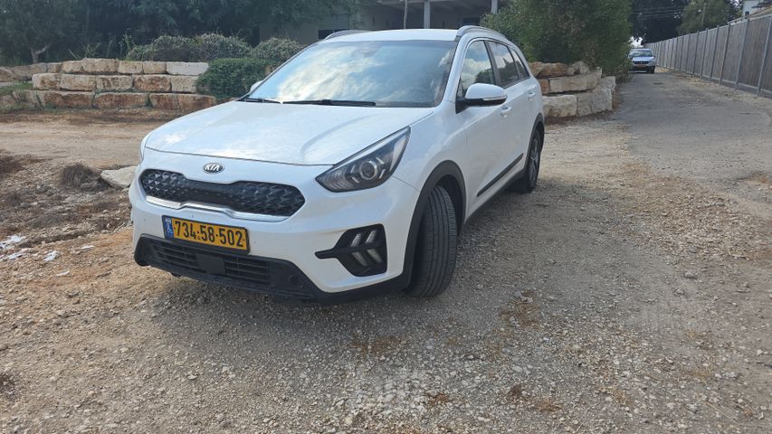 קיה נירו