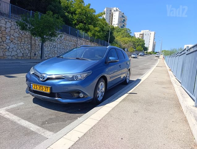 טויוטה אוריס
