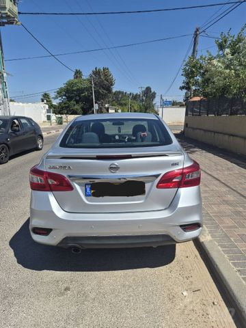 ניסאן סנטרה