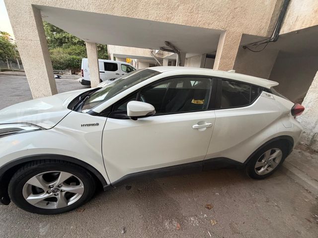טויוטה C-HR