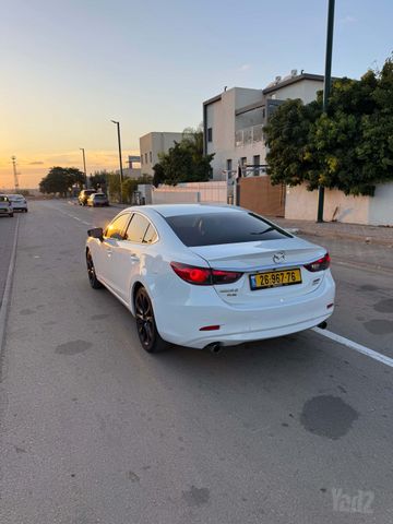 מאזדה 6