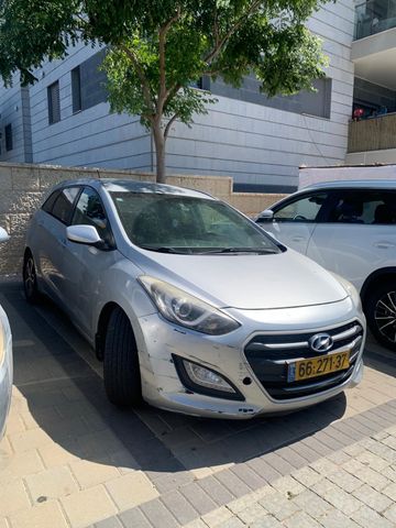 יונדאי i30