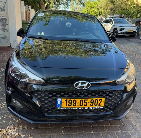 יונדאי i20