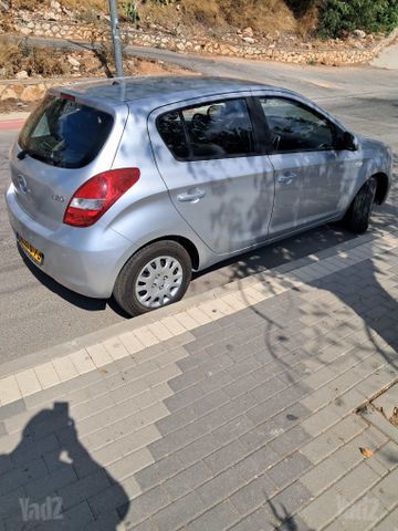 יונדאי i20
