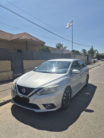 ניסאן סנטרה