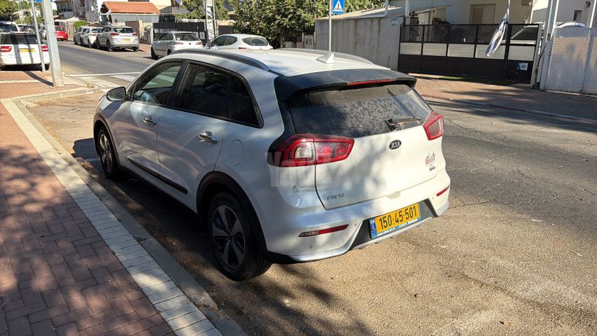 קיה נירו
