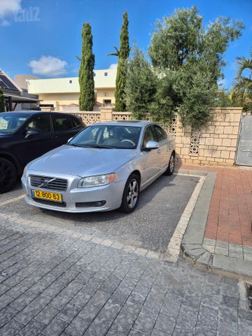 S80 4X4 Premium אוט׳ בנזין 3.2 (238 כ״ס)
