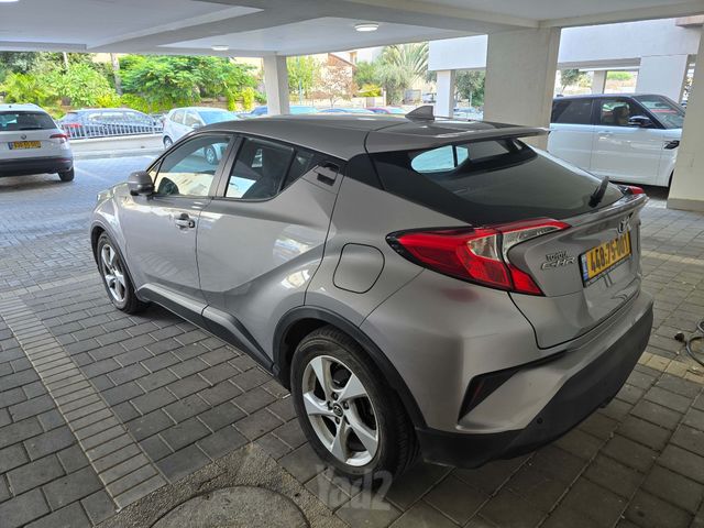 טויוטה C-HR