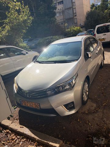 טויוטה קורולה