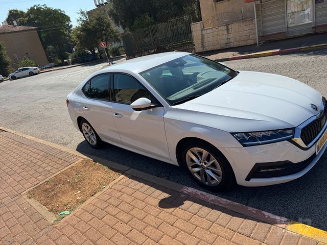 סקודה אוקטביה