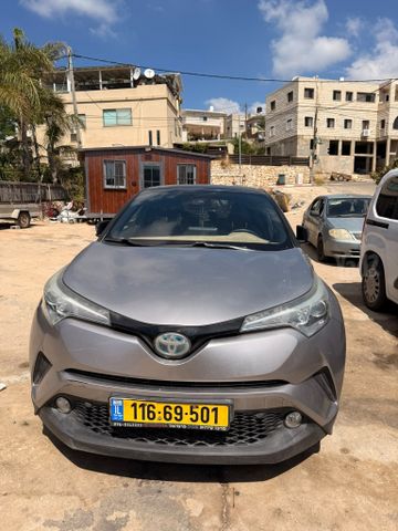 טויוטה C-HR