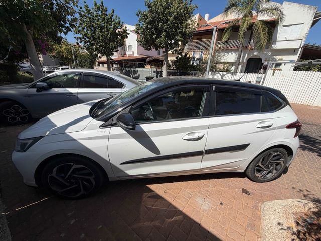 יונדאי i20