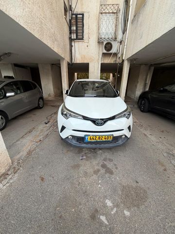 טויוטה C-HR