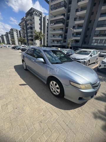 מודעת רכב הונדה אקורד