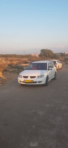 מיצובישי לנסר