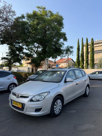 יונדאי i30