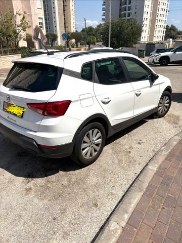 מודעת רכב סיאט ארונה
