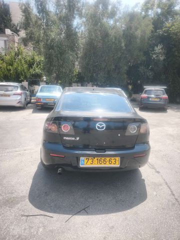 מאזדה 3