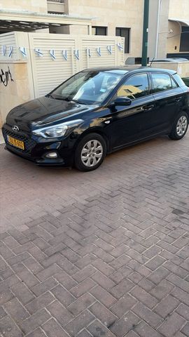 יונדאי i20